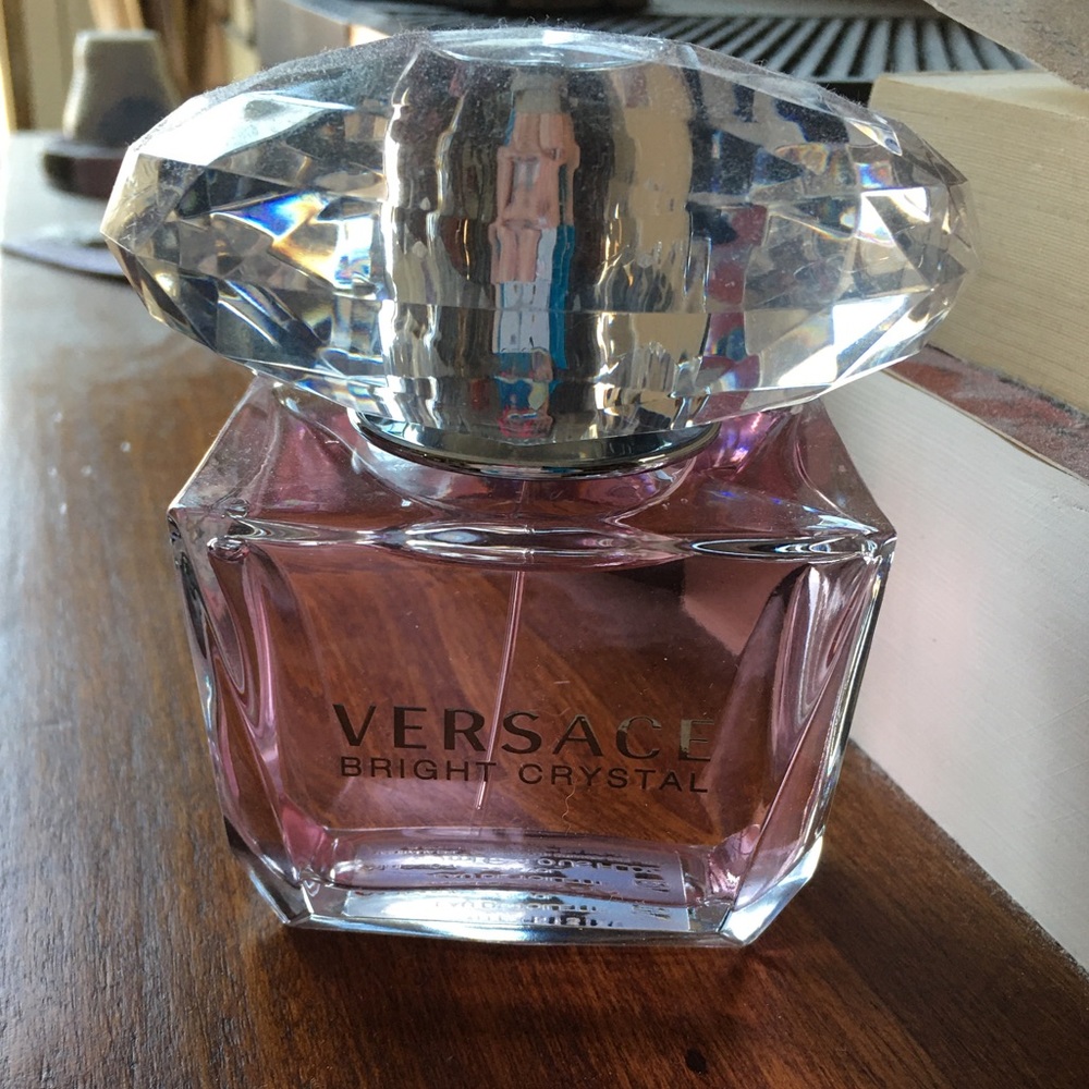 Bright crystal scent